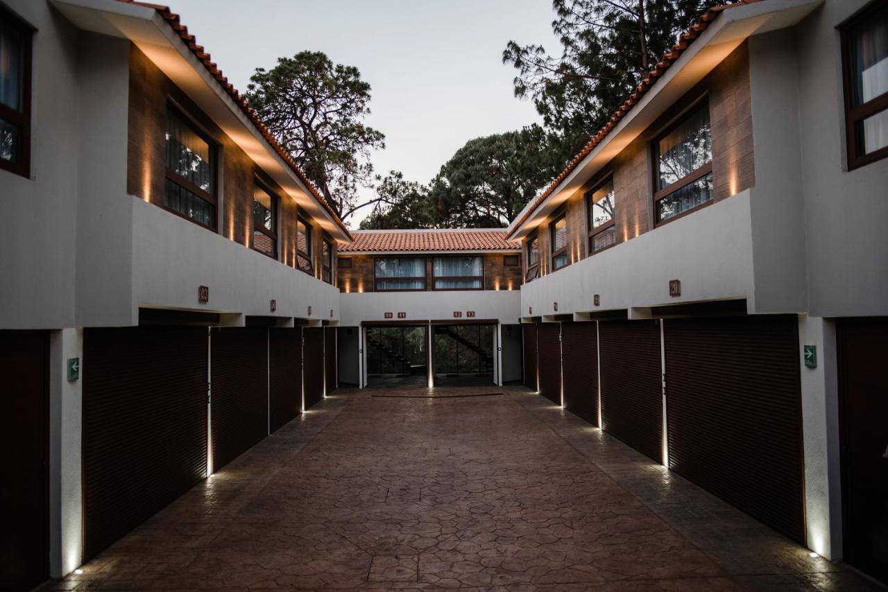 Hotel Rm Avandaro Valle de Bravo Bagian luar foto